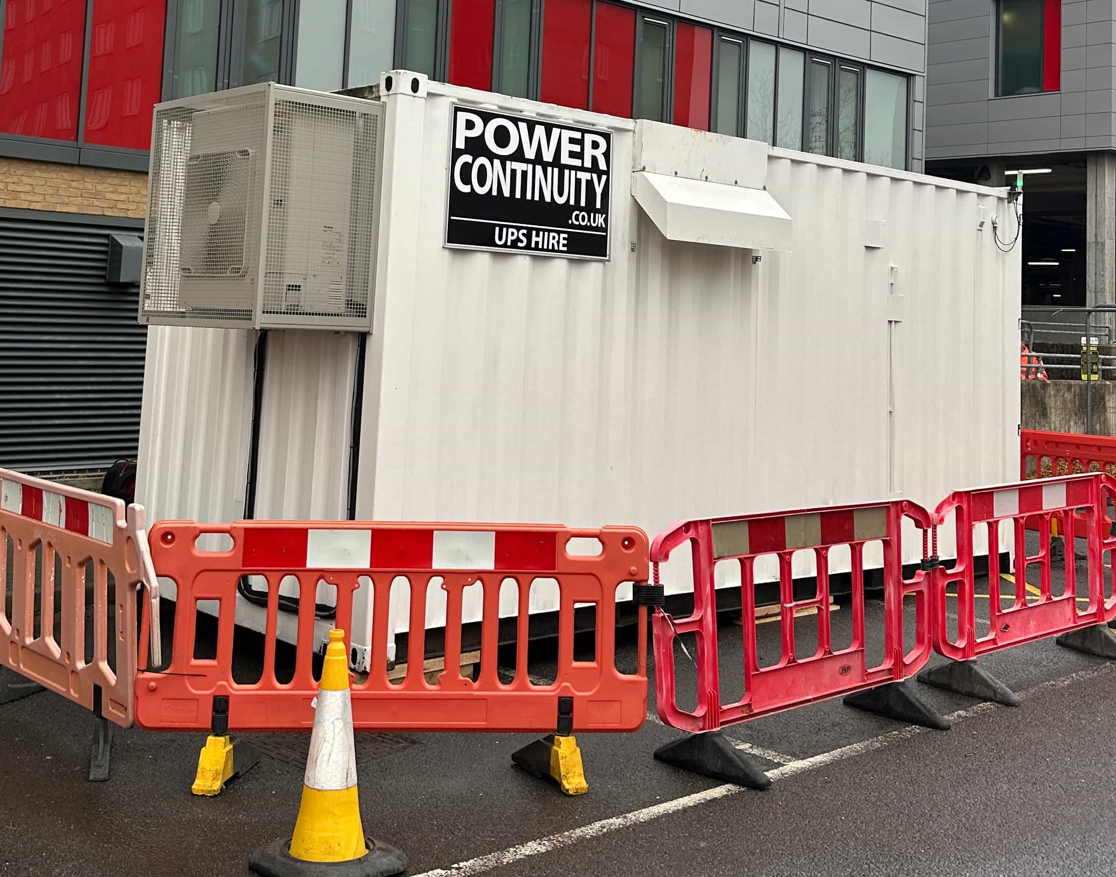 200kW UPS container for temporary power capacity