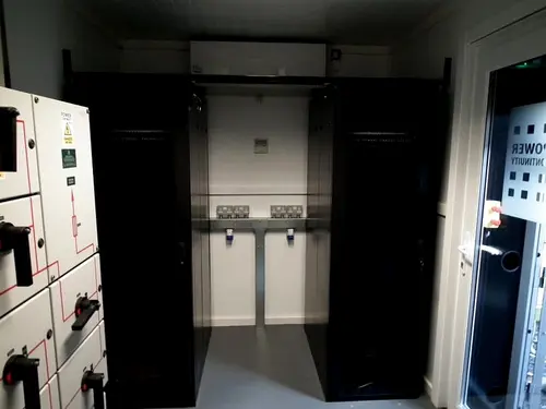 63cfbb9f4abbcdeeef67bffe89d285c6