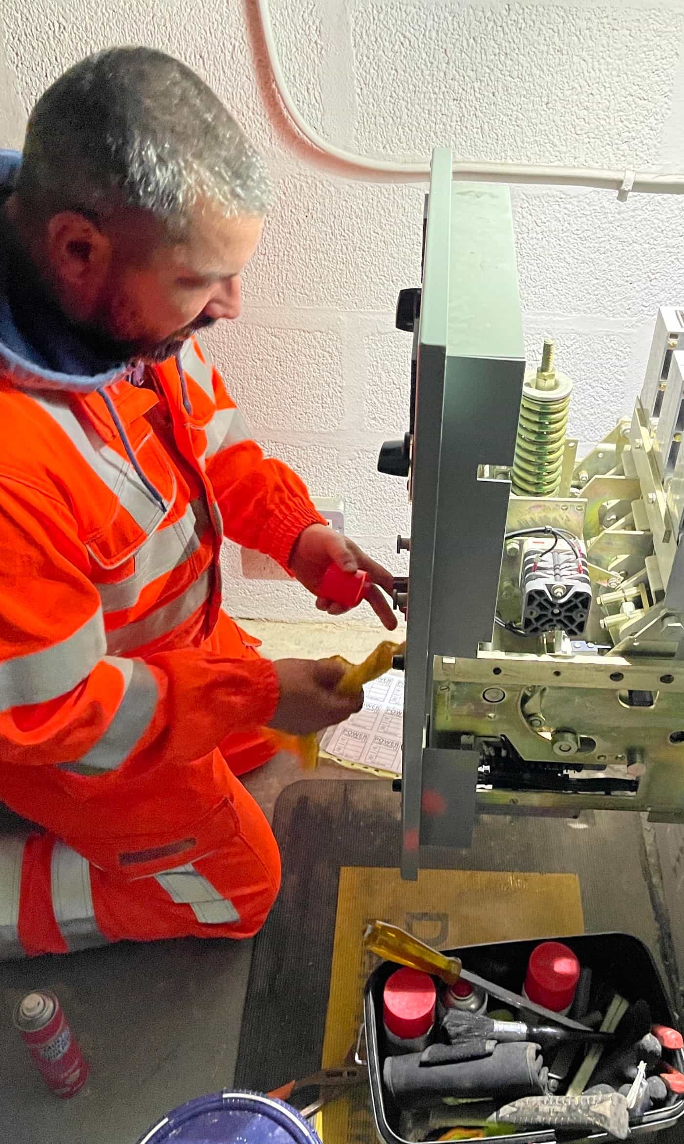 Power continuity amf panel serviced by engineer