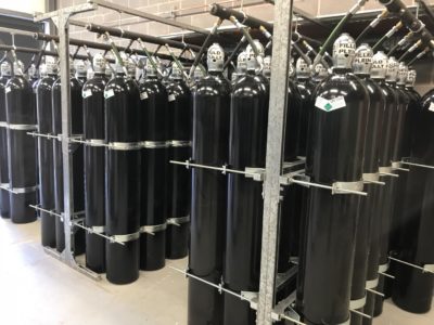 Power continuity installation of a inert gas fire suppression system