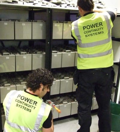 Power continuity installing batteries at correct temperature