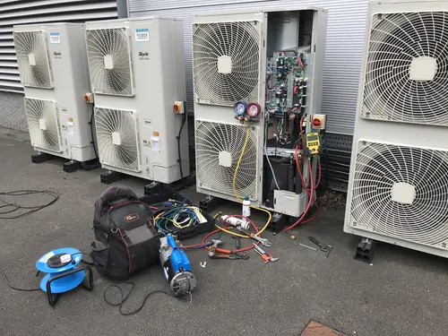 Power continuity servicing air conditioning units
