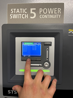 Power continuity static switch