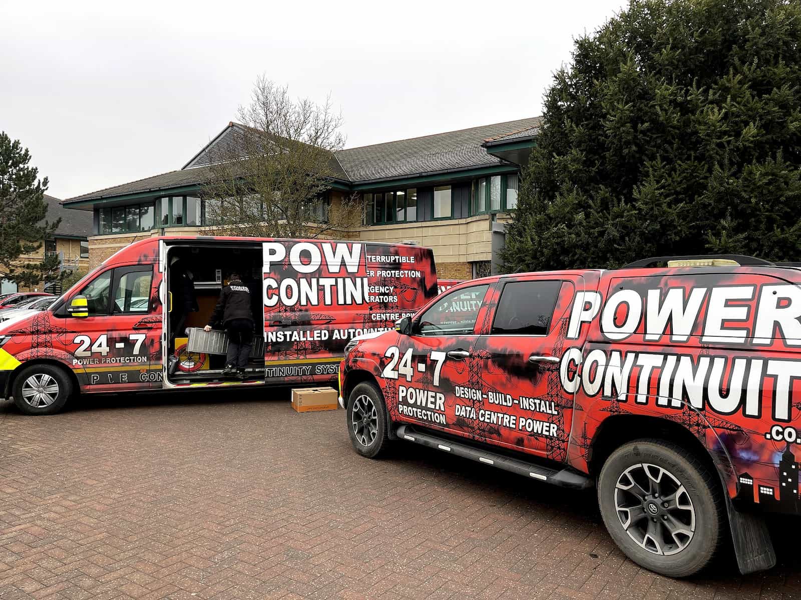 Power continuity vans